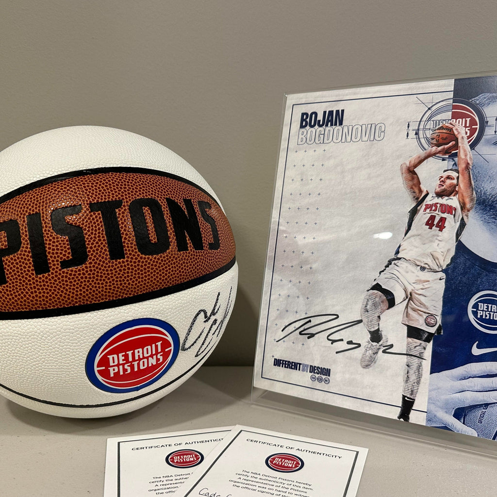Item #4b   Detroit Pistons Memorabilia
